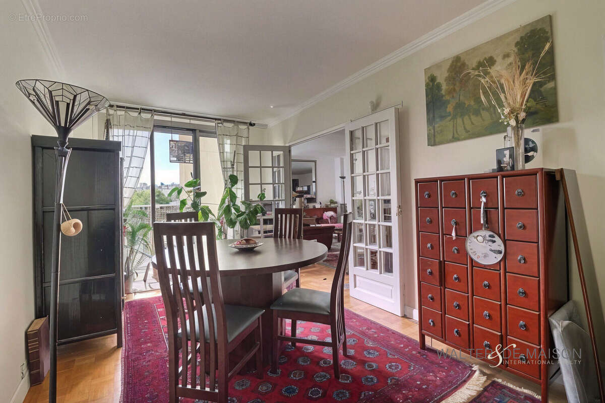 Appartement à PARIS-12E