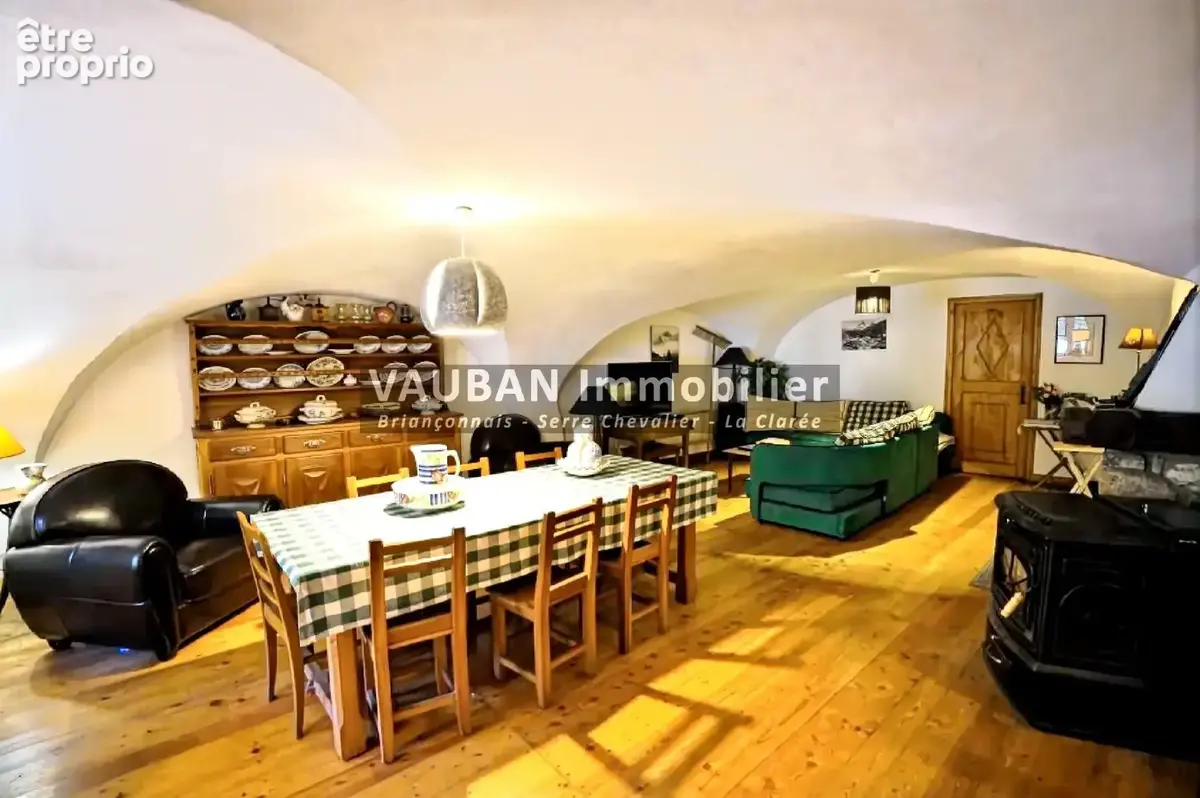 Une authentique maison de pays au cœur de la prestigieuse Vallée de la Clarée - photo 3