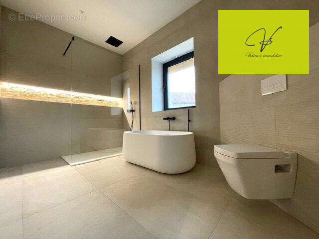 Maison à WOELFLING-LES-SARREGUEMINES