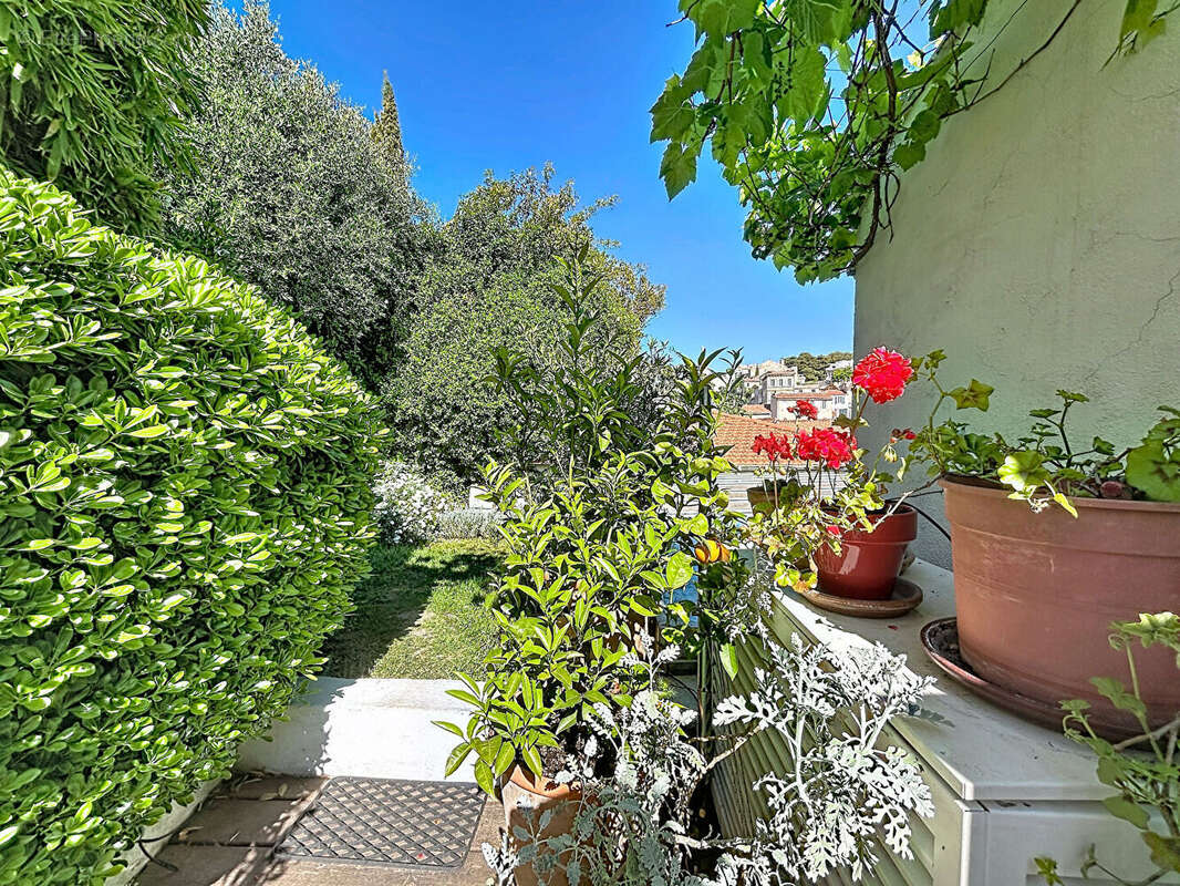 Maison à MARSEILLE-6E