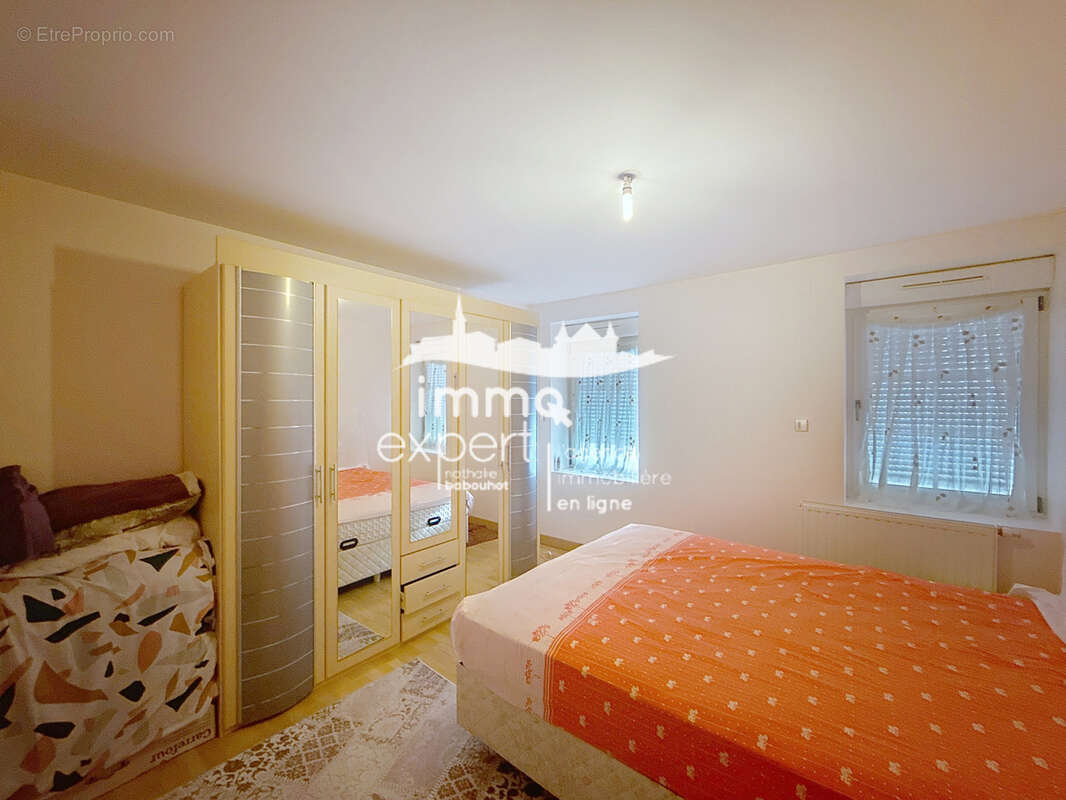 Appartement à MIRECOURT