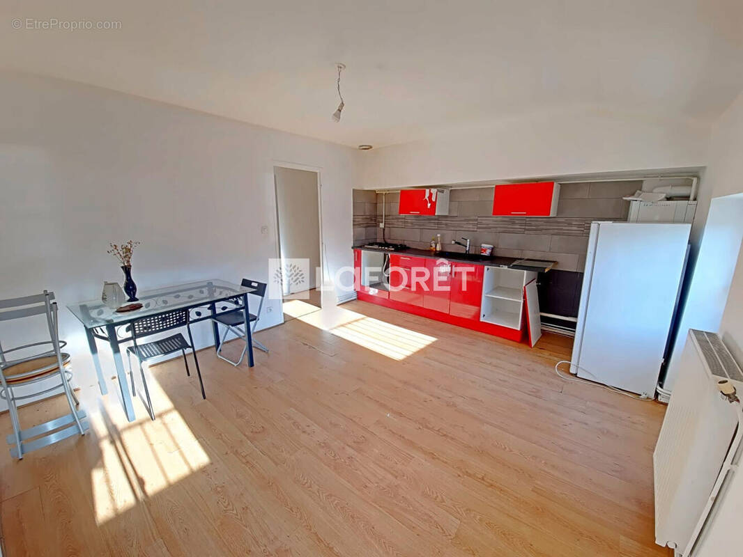 Appartement à SAINT-ETIENNE