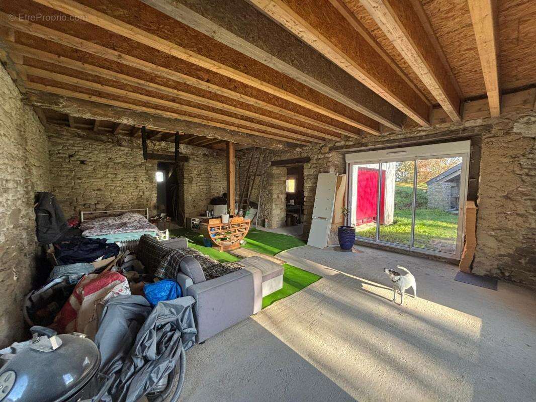 Maison à MALANSAC