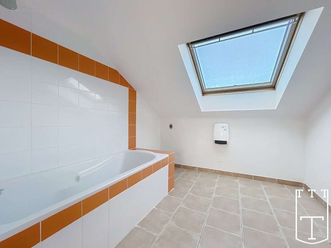 Appartement Duplex centre RUOMS - photo 12