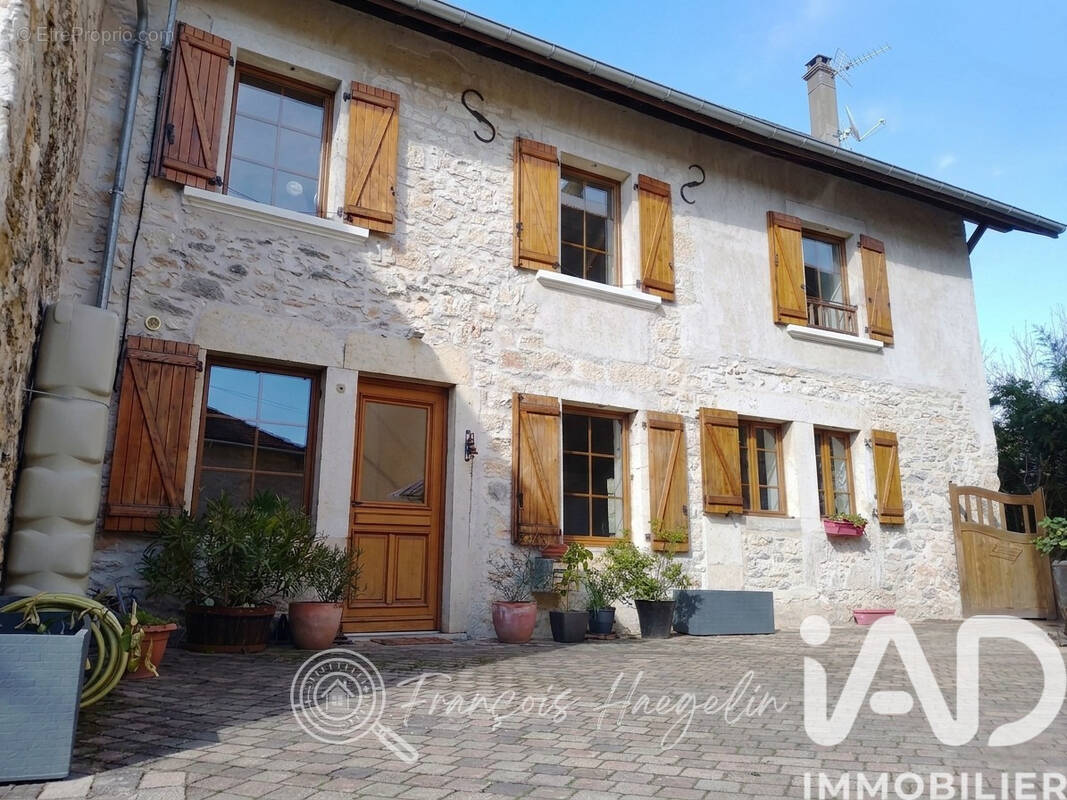 Photo 1 - Maison à BELLEY