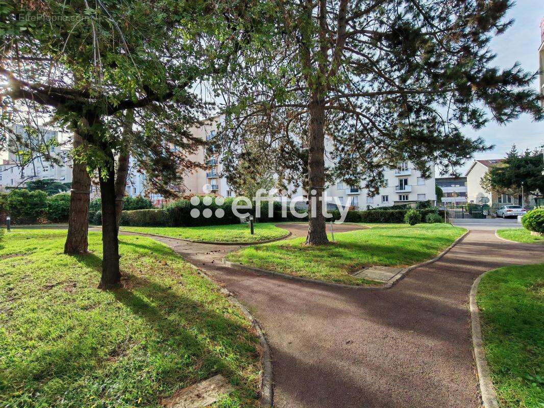 Appartement à LYON-3E