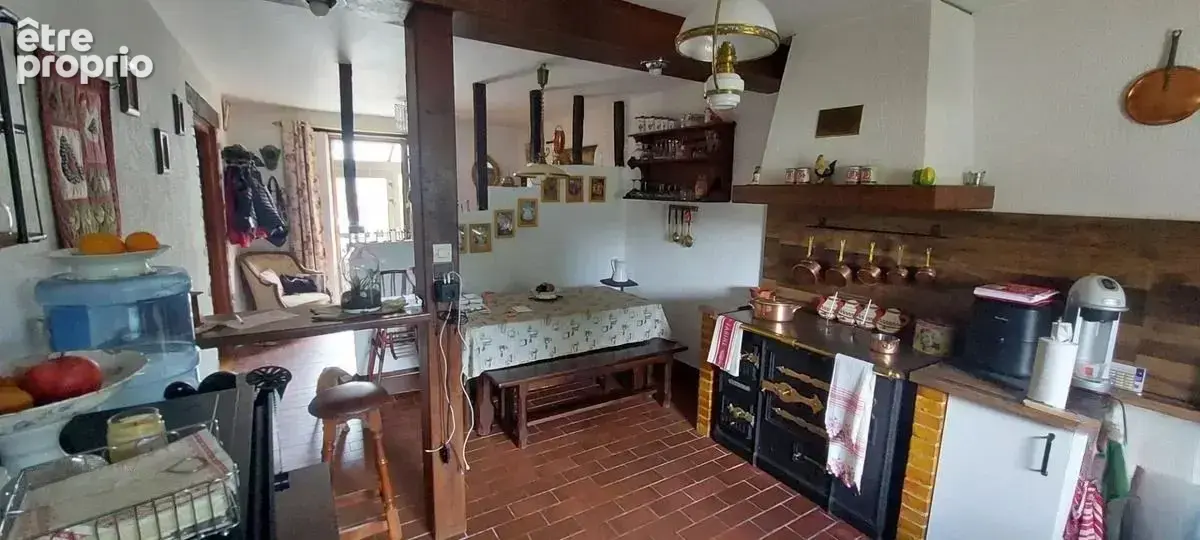 Evaux les Bains - Maison de caractère 6P. - photo 5