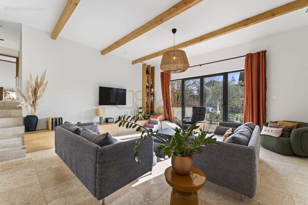 Maison à NIMES