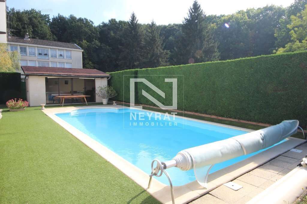 Maison à PIERRE-DE-BRESSE