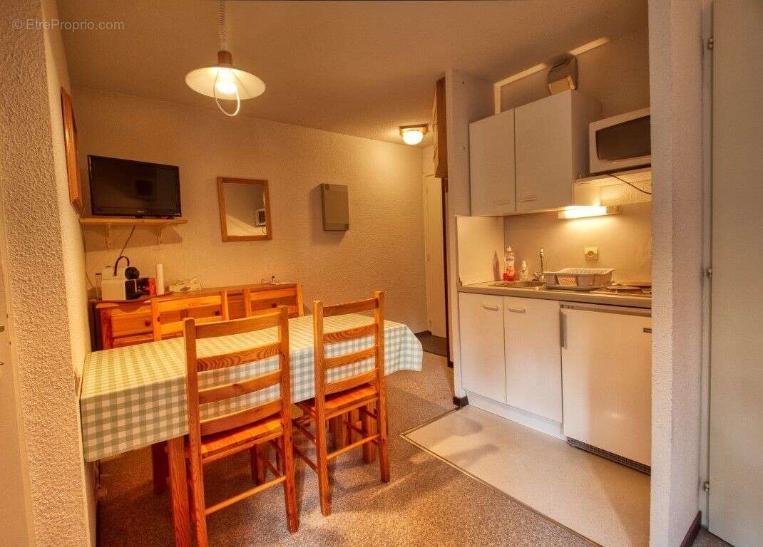 Appartement à MORILLON