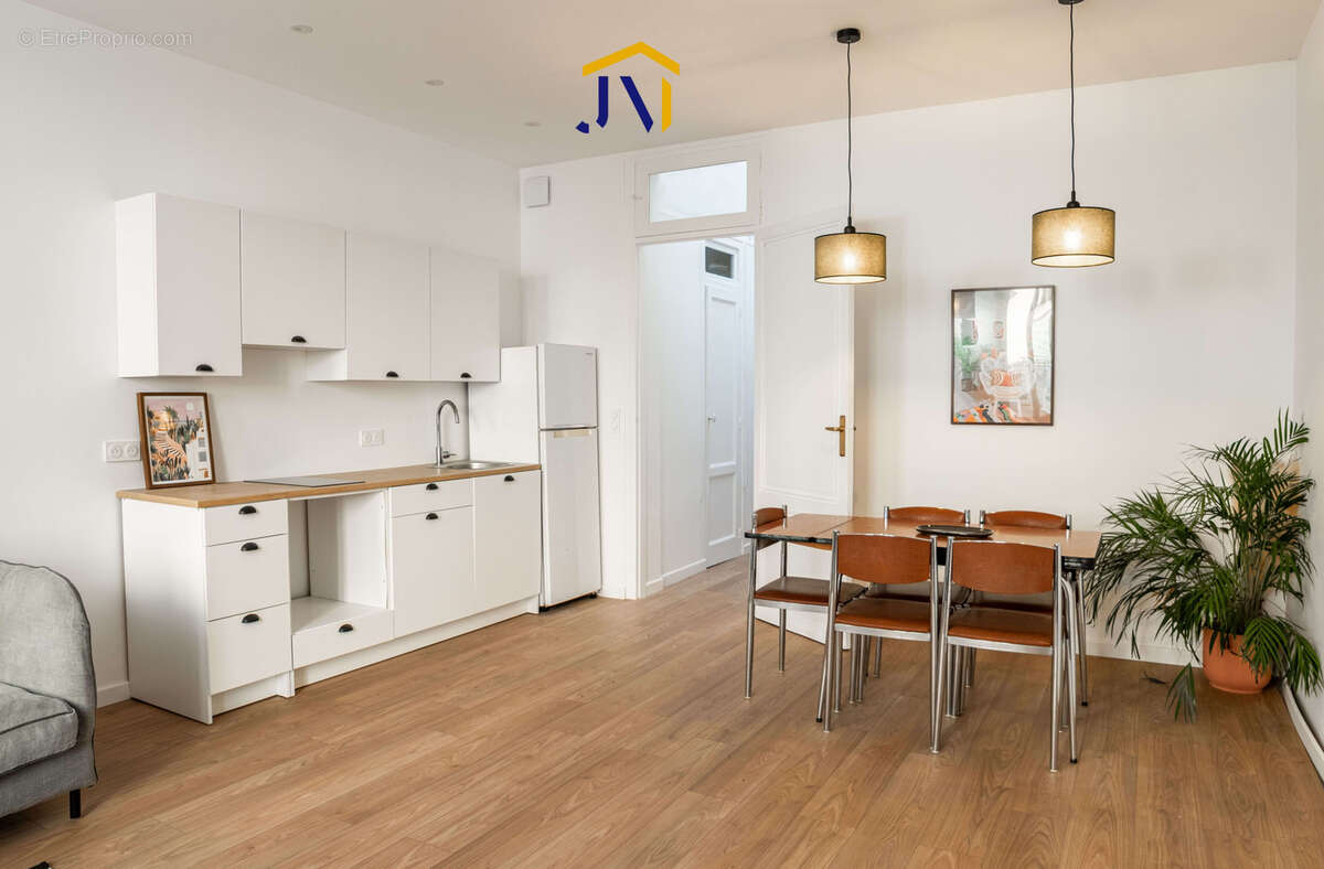 Appartement à BORDEAUX