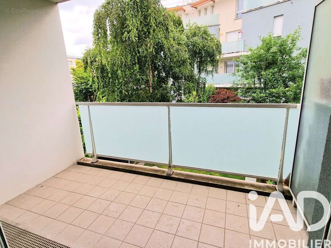 Photo 2 - Appartement à SARTROUVILLE