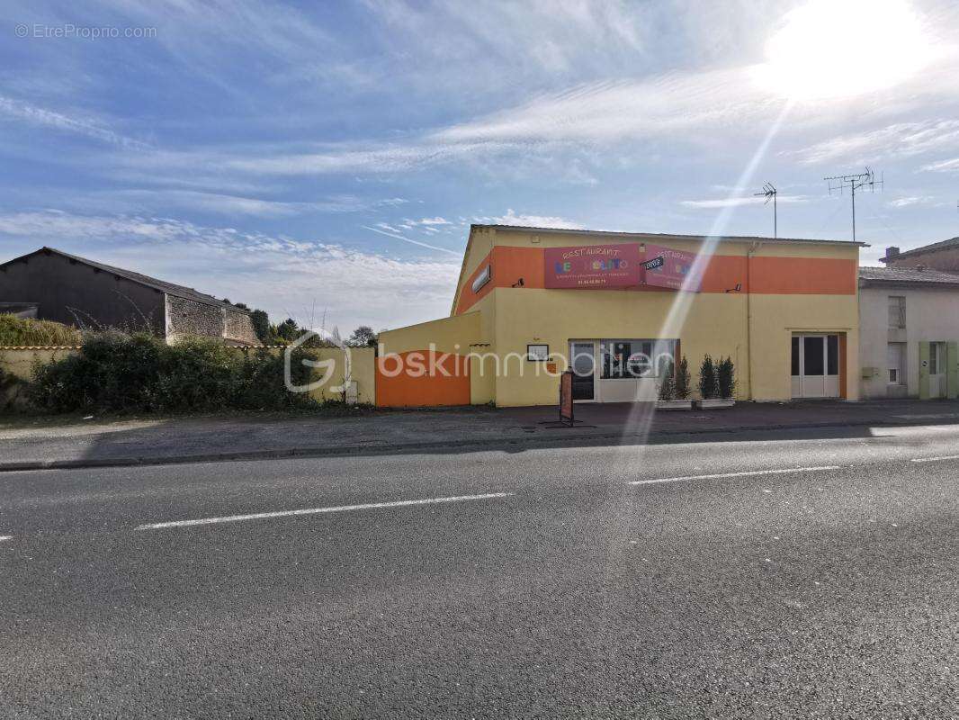 Appartement à SAINT-GENIS-DE-SAINTONGE