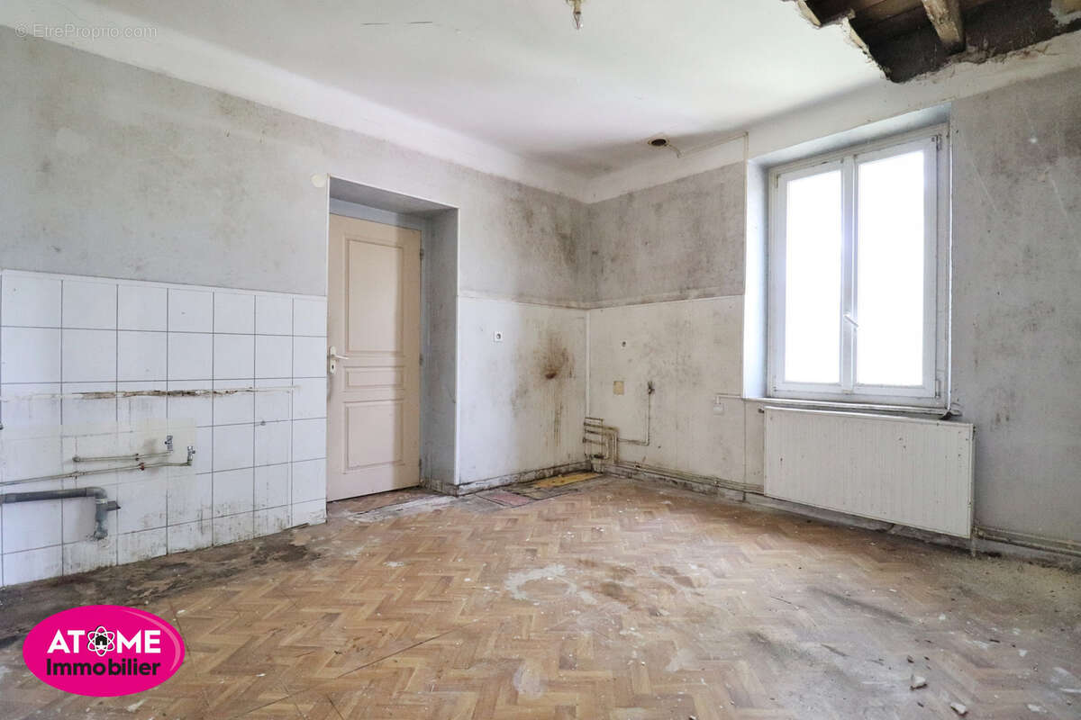 Appartement à AUBOUE