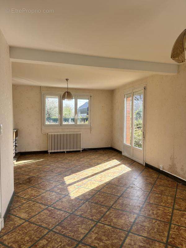 Maison à SAINT-DENIS-EN-VAL