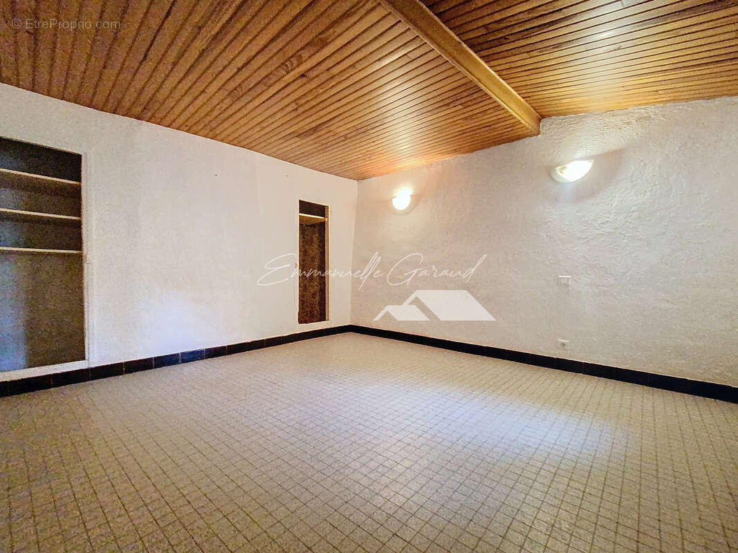 EXCLUSIVITE - Appartement 2 pièces avec pièce annexe de 24 m2 - photo 7
