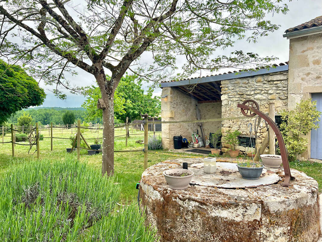 Maison à DOULEZON