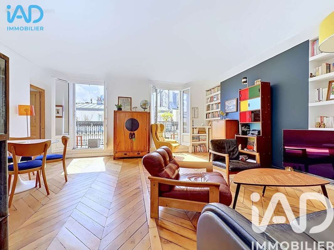 Photo 2 - Appartement à PARIS-18E