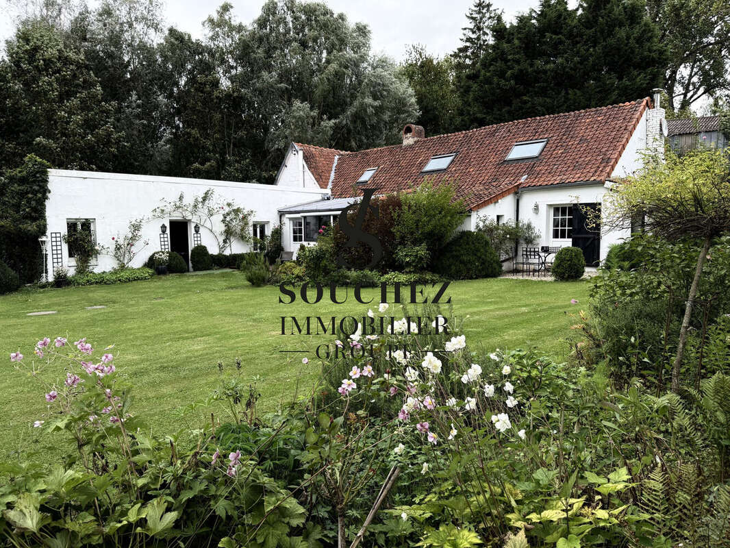 Maison à ESTREE-WAMIN