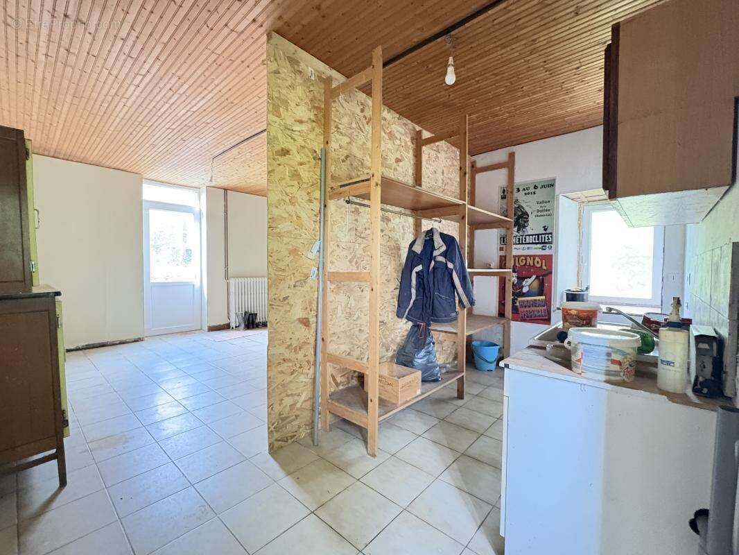 Maison 208 m² à Marigny  - photo 23