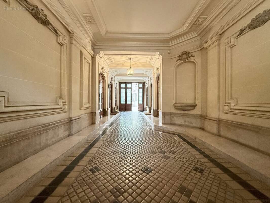 Appartement à PARIS-12E