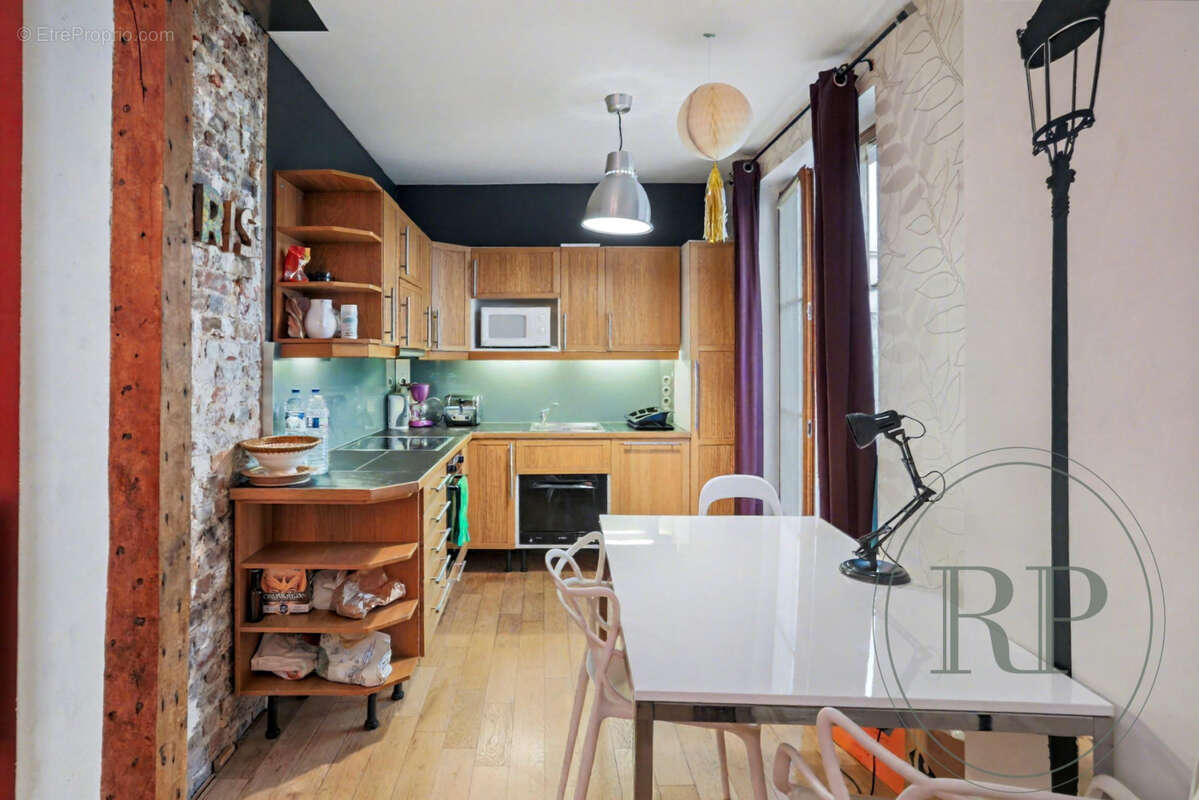 Appartement à PARIS-7E