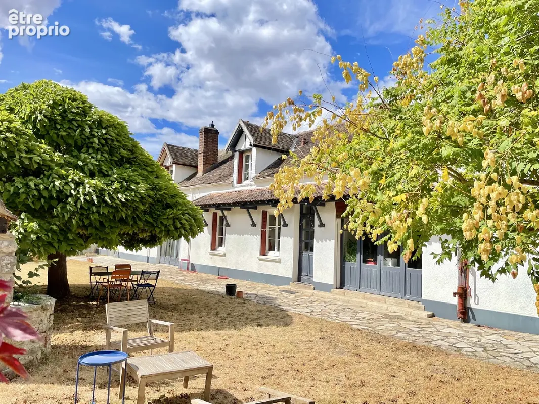 Maison 216 m² à Le Vaudoue  - photo 17