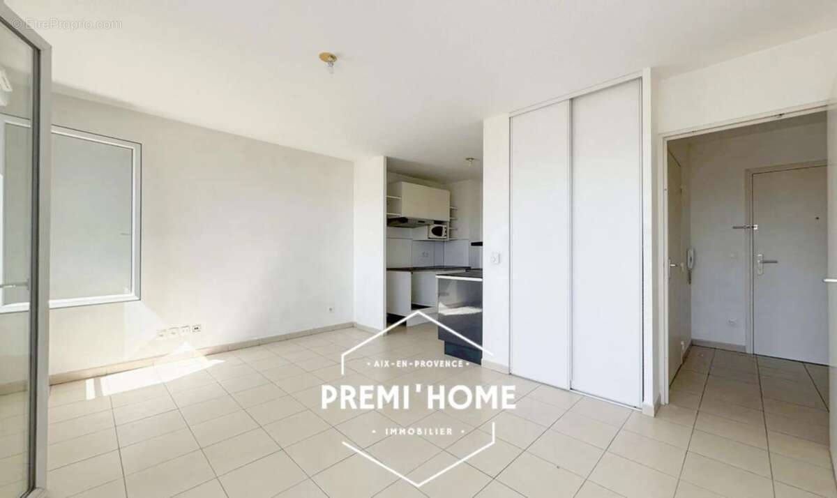 Appartement à MARSEILLE-2E