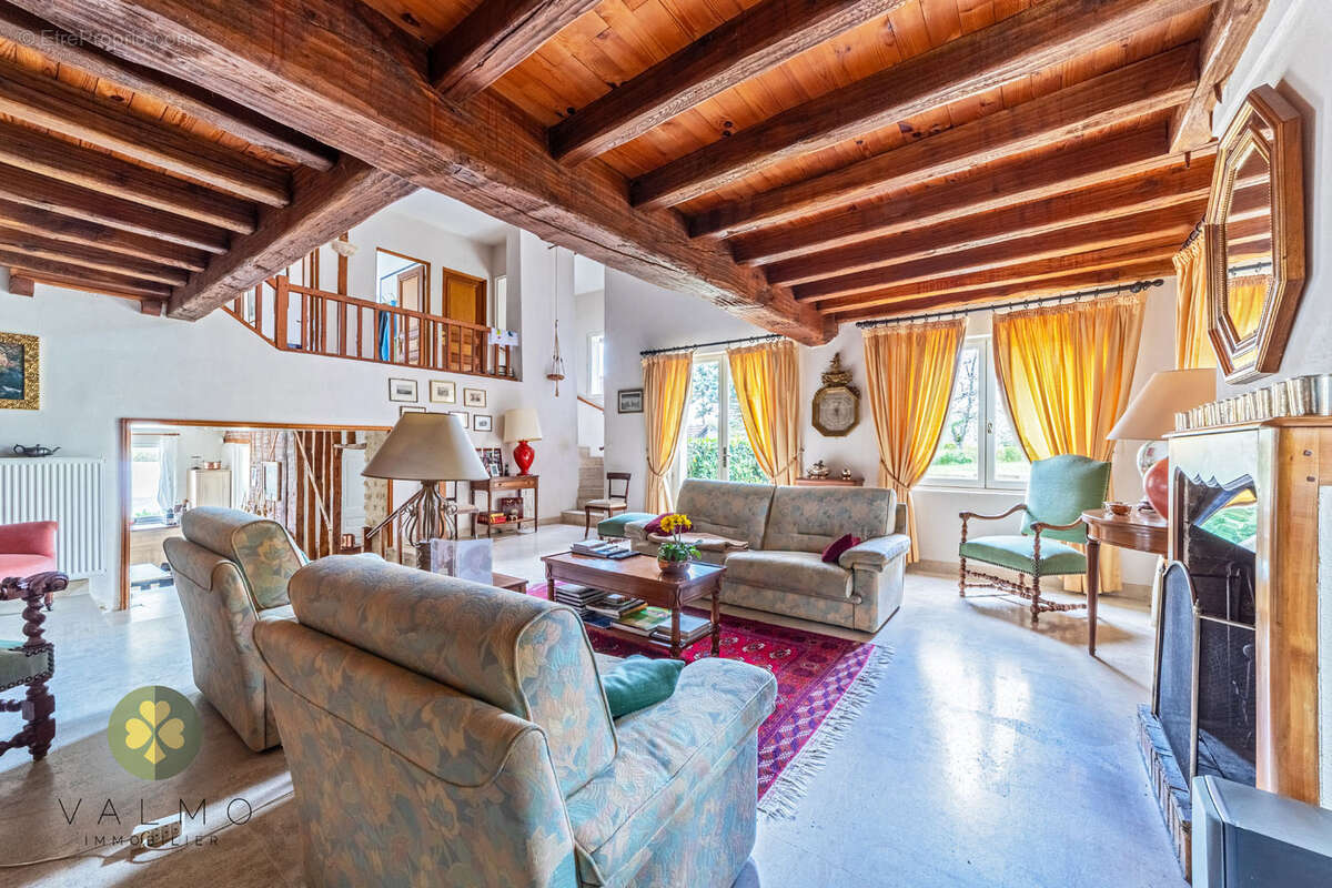 Maison à MANTES-LA-VILLE