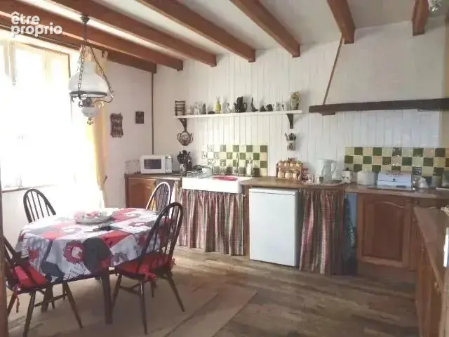 Belle maison de 3 chambres avec piscine creusée, 2 maisons d'amis et possibilité d'en créer une troisième. - photo 11