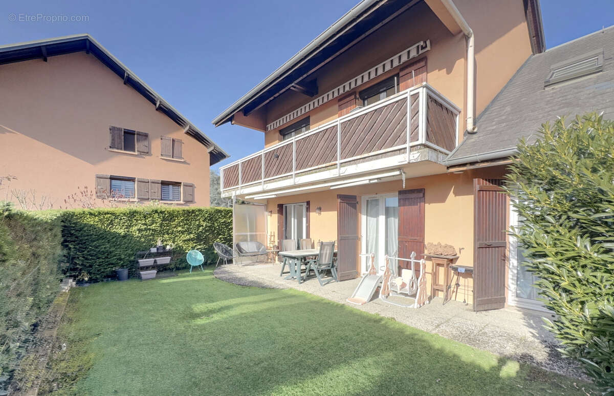 Appartement à GRESY-SUR-AIX