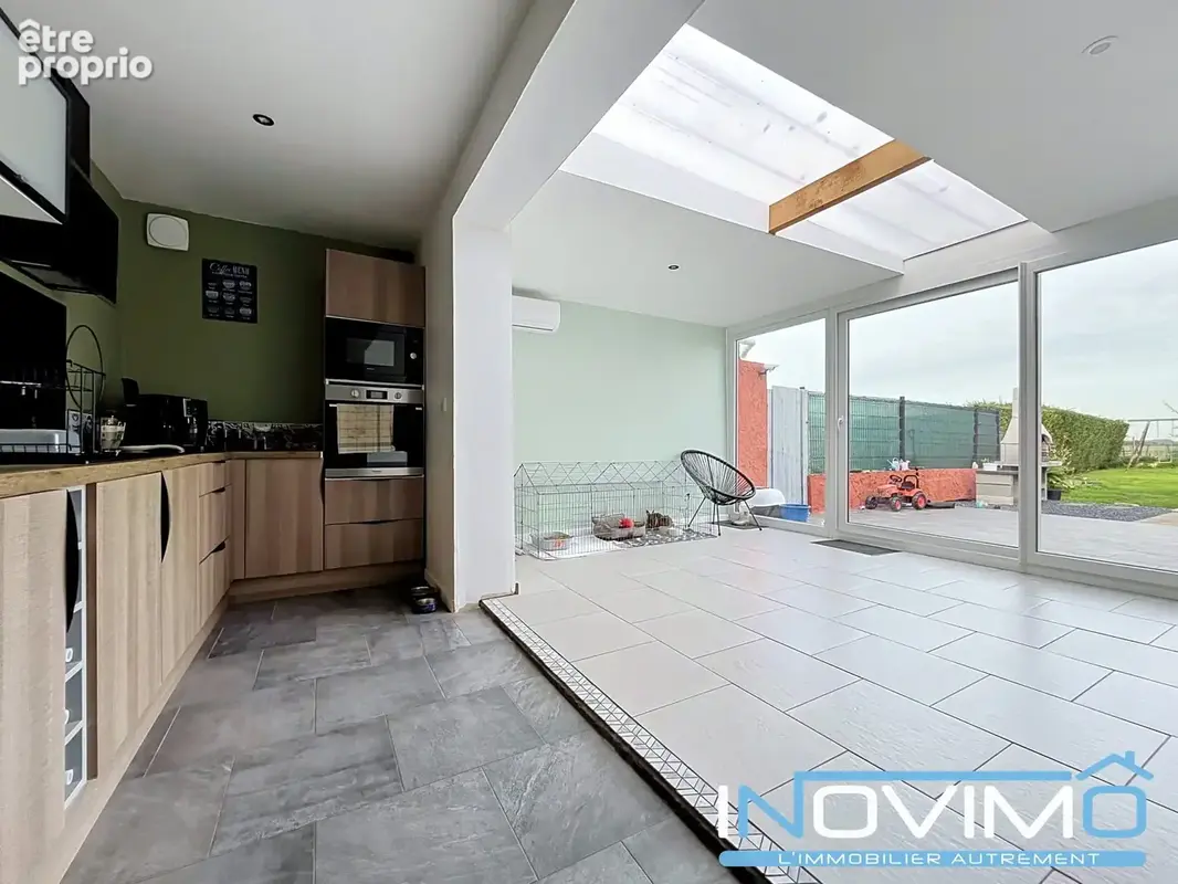 Maison 6 pièces 110 m² à vendre à Saint-Pierre-Brouck (59630) - photo 4