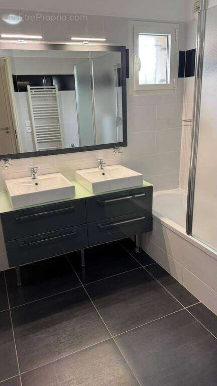 Appartement à PREVESSIN-MOENS