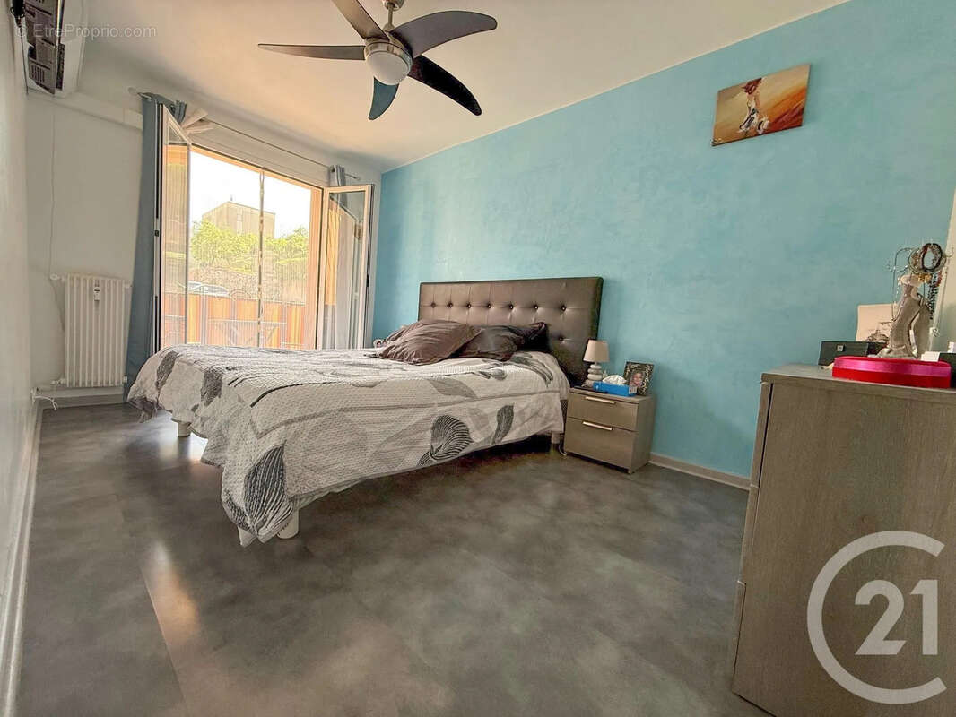 Appartement à ROQUEBRUNE-CAP-MARTIN