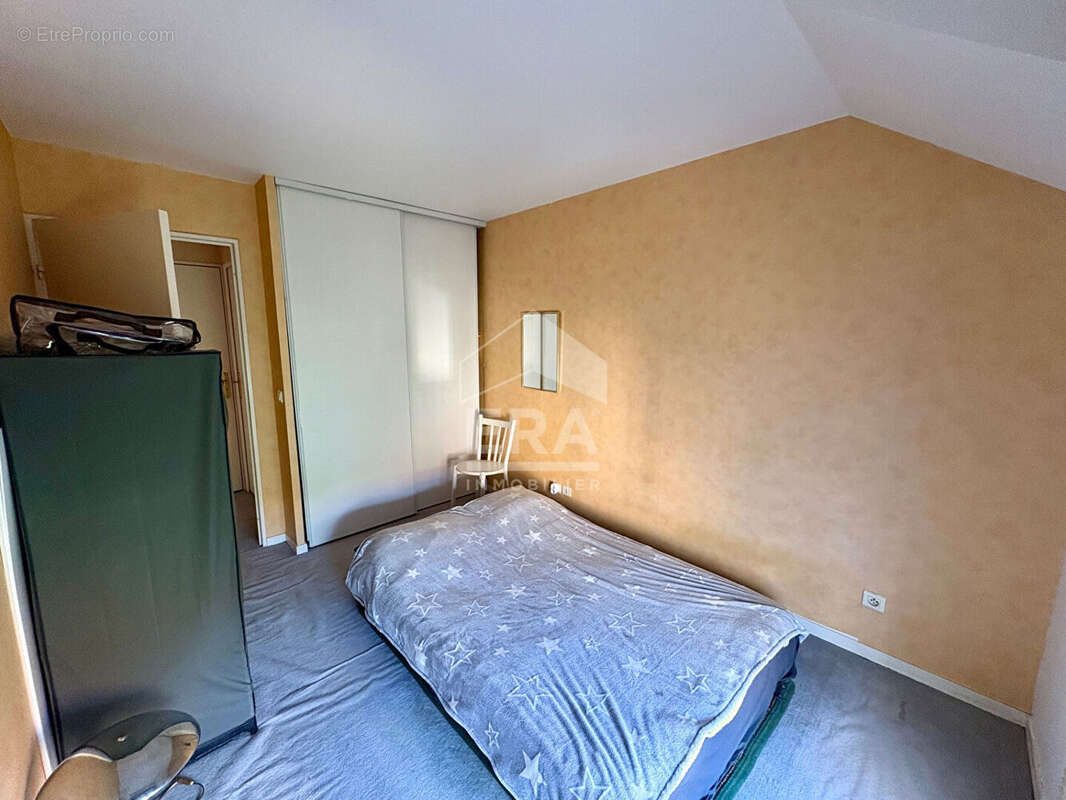 Appartement à VILLEPREUX