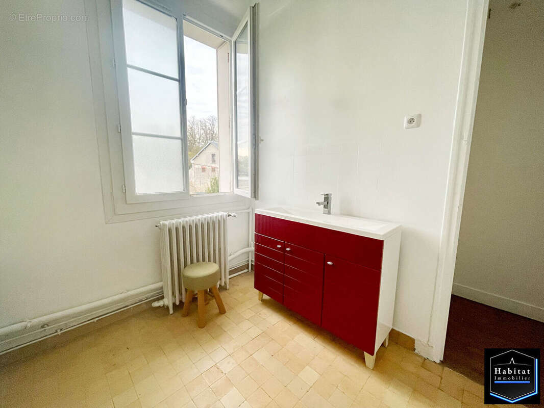 Maison à NANTEUIL-LE-HAUDOUIN