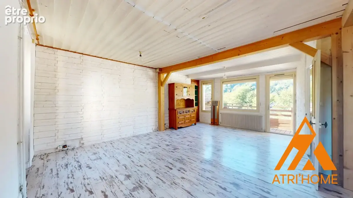 Maison 5 pièces 126 m² à vendre à Vic-Sur-Cere (15800) - photo 4