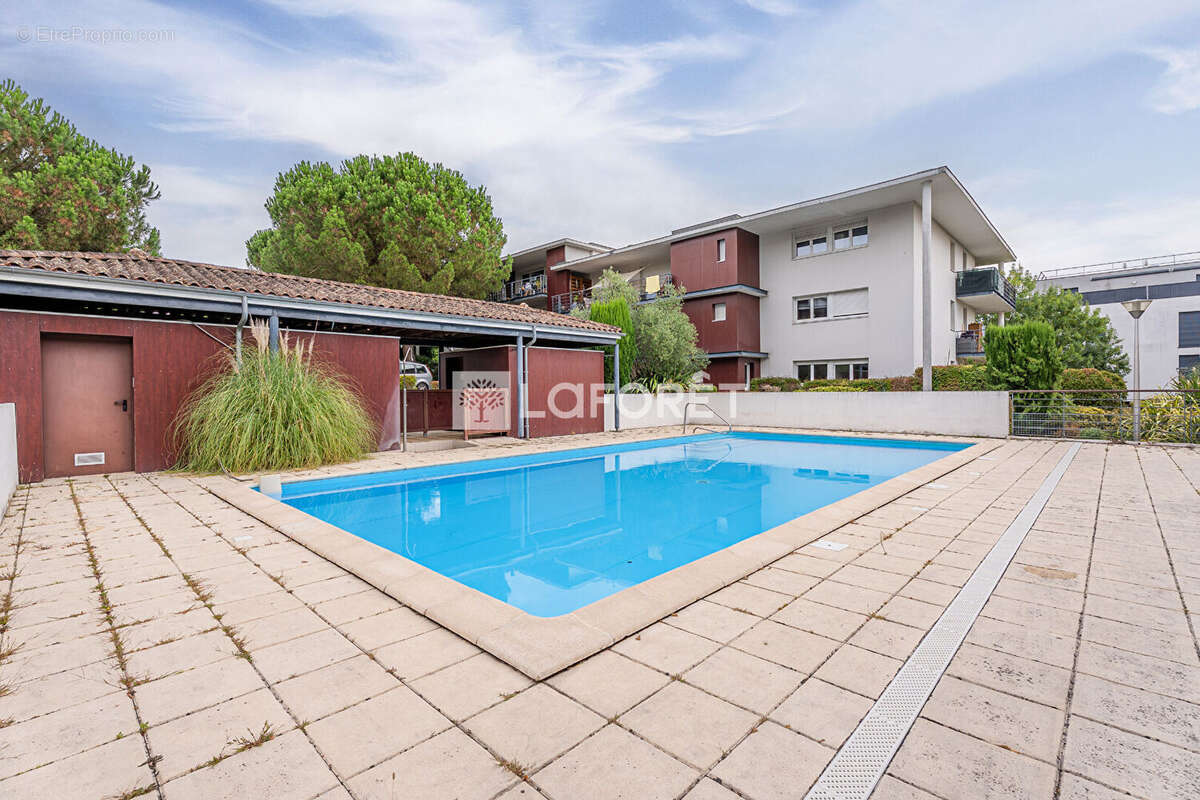 Appartement à CENON