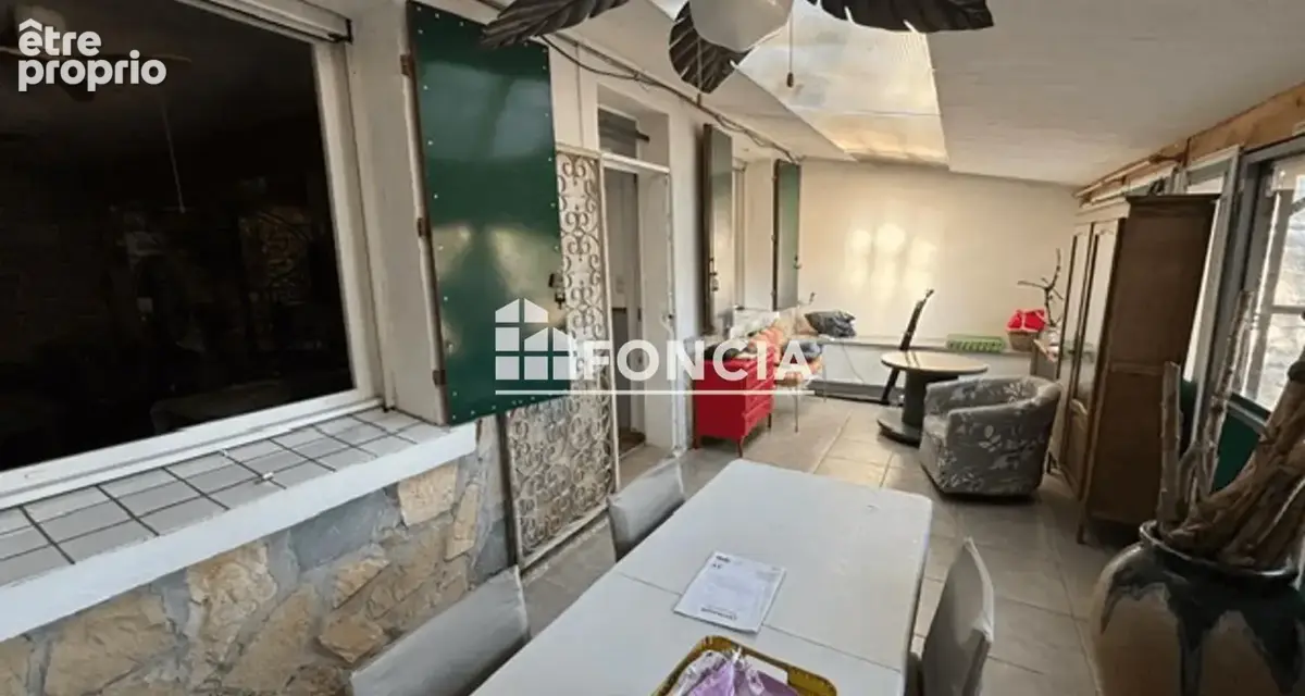 TOULON OUEST MAISON d'environ 120m2 avec 3 Chambres sur 490m2 de terrain - photo 23