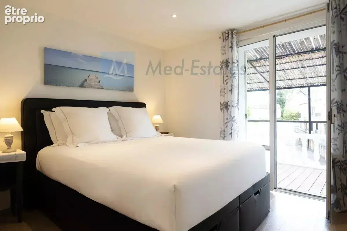Triplex moderne avec piscine à Port Grimaud - photo 13