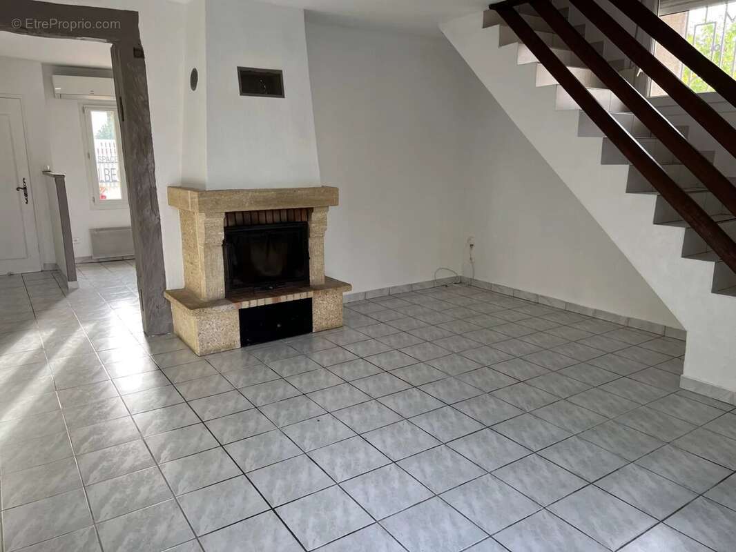 Appartement à CASTELMAYRAN