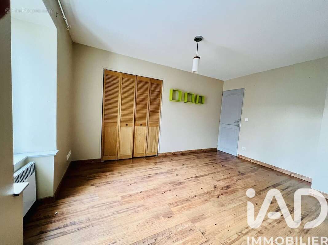 Maison 87 m² à Douzens  - photo 4