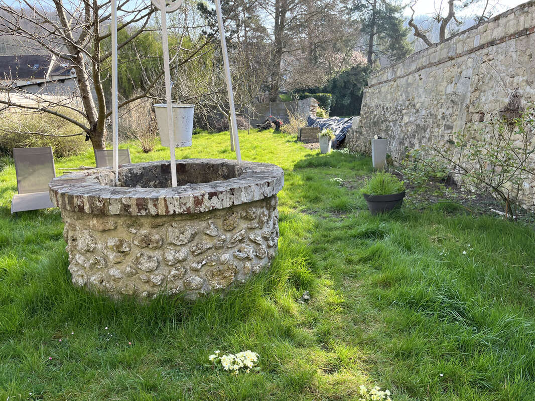 Maison à PONT-SAINTE-MAXENCE