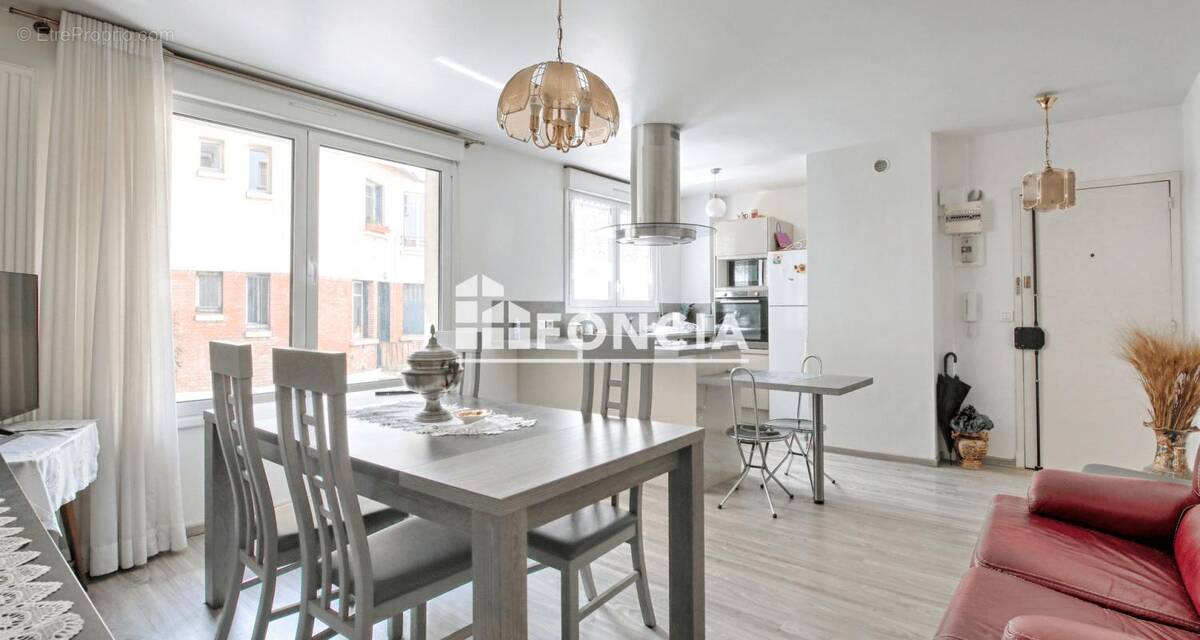 Appartement à MONTROUGE