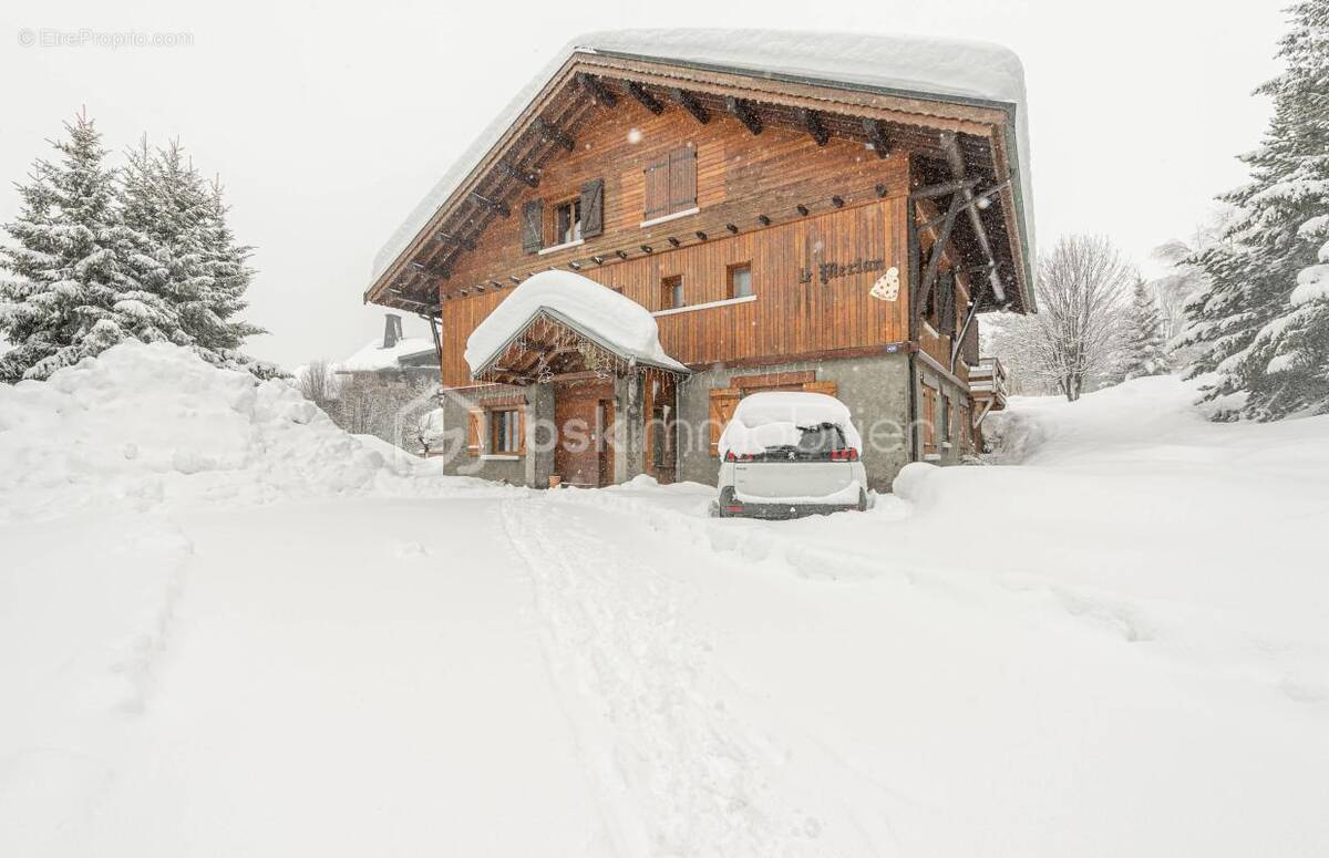 Appartement à FONTCOUVERTE-LA-TOUSSUIRE