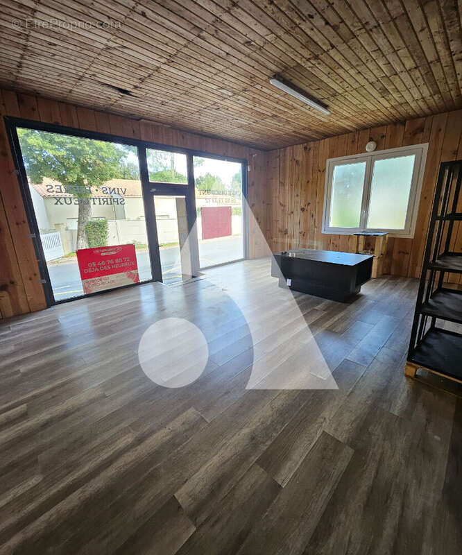 Commerce à LA TREMBLADE