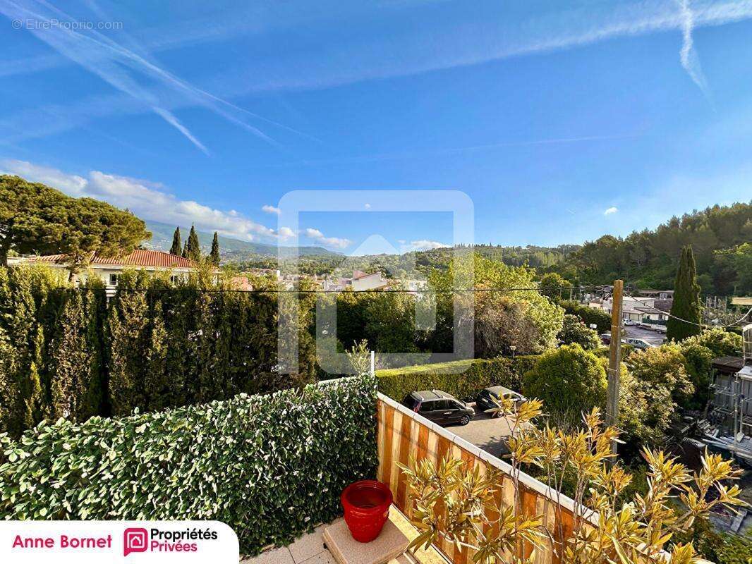 Appartement en toit-terrasse avec 48 m2 d'extérieur, double garage, cave - photo 4