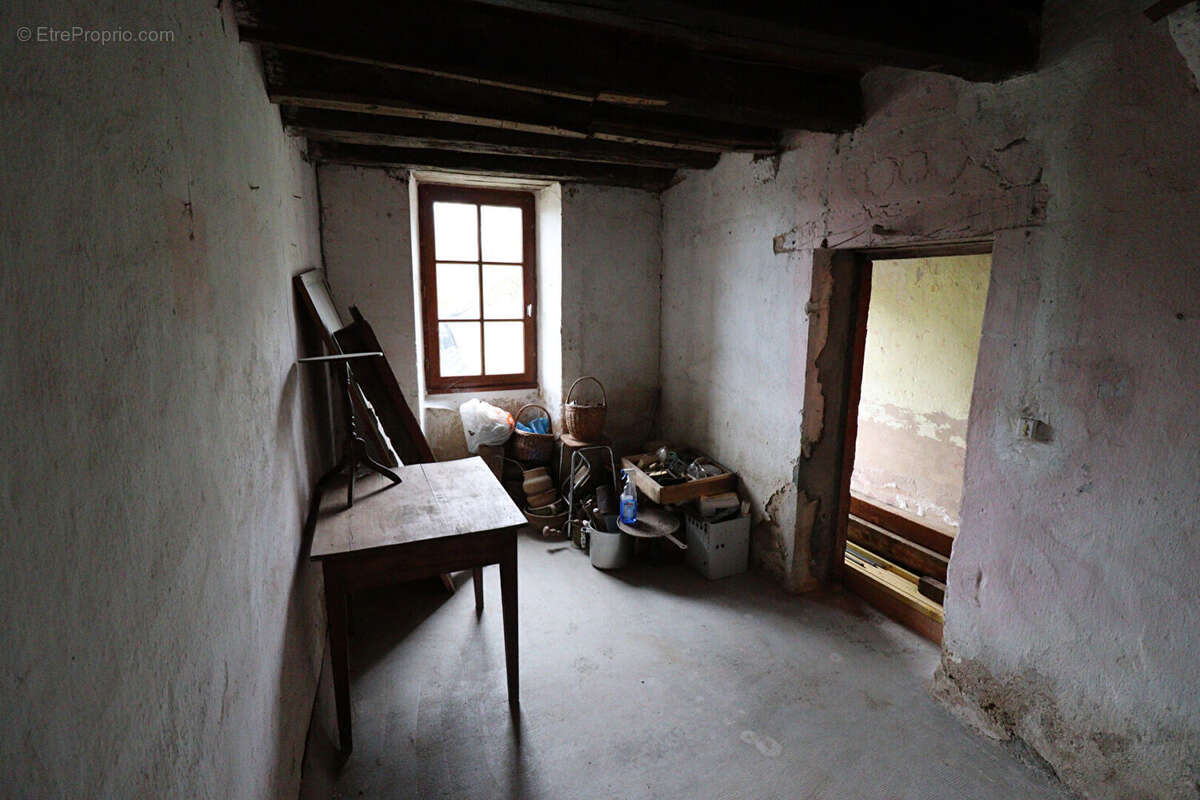 Maison à SAINT-SORNIN-LEULAC