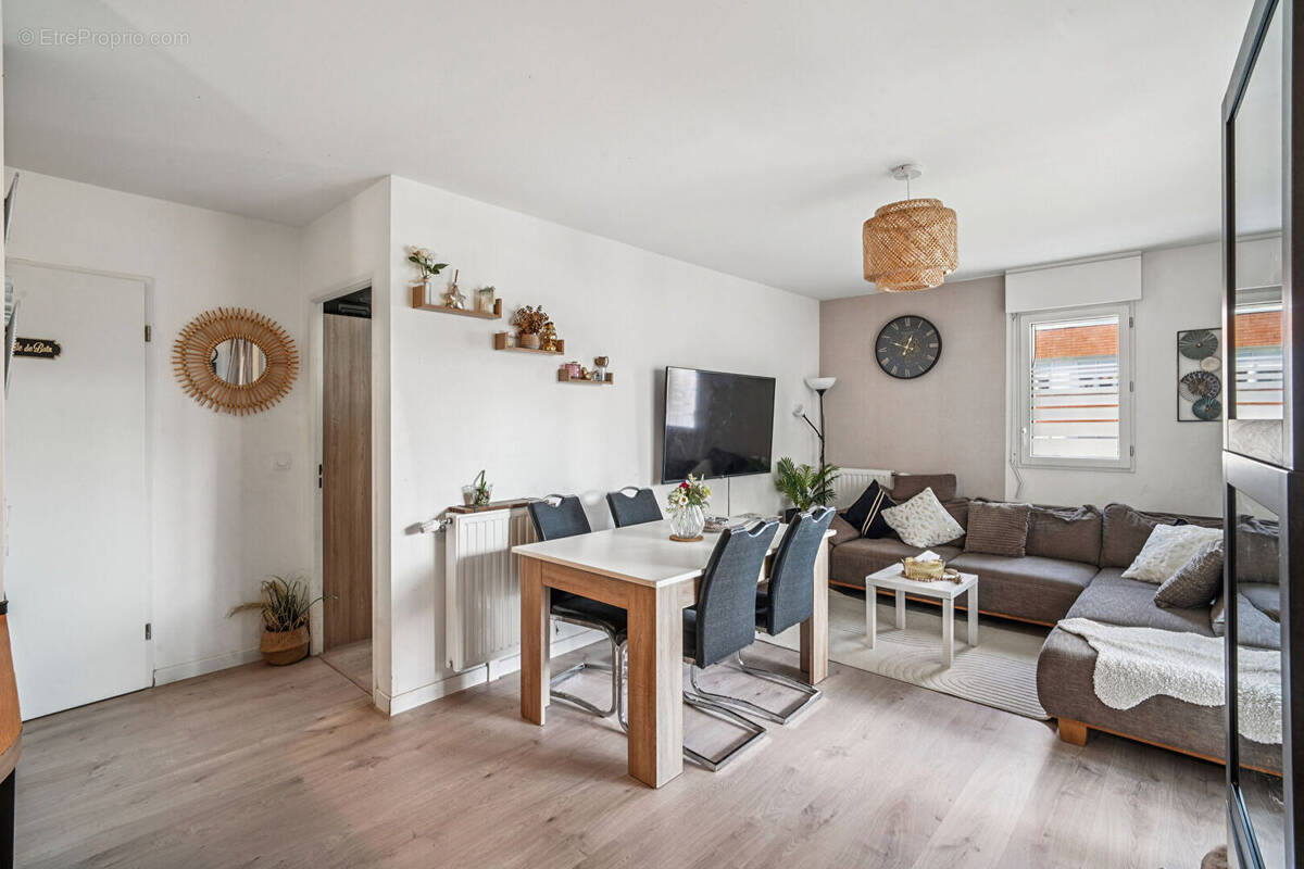 Appartement à NANTERRE