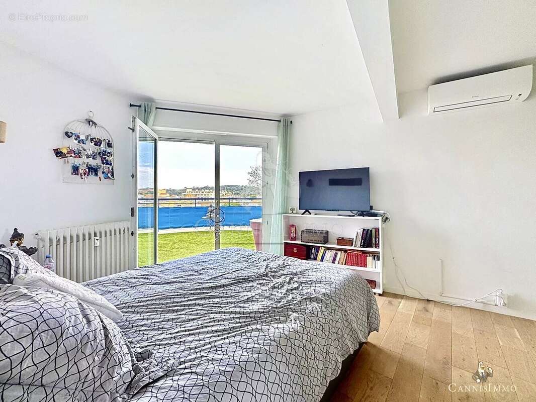 Appartement à LE CANNET